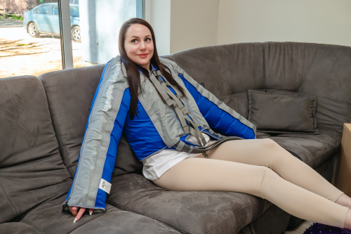 lympha press plus + комбинезон + куртка — профессиональный аппарат для прессотерапии и лимфодренажа фото 7