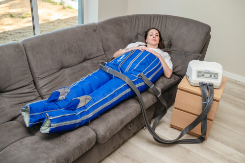 lympha press mini new + комбинезон — профессиональный аппарат для прессотерапии и лимфодренажа фото 6